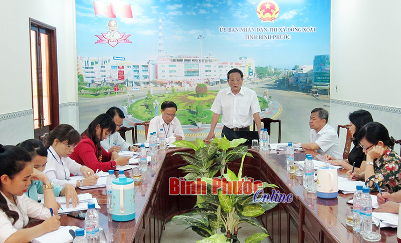 Giám đốc Sở Công thương Nguyễn Anh Hoàng làm việc với UBND thị xã Đồng Xoài