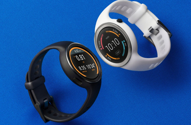 Phiên bản thể thao với những điều chỉnh khác biệt cho hoạt động ngoài trời Moto 360 Sport - Ảnh: Motorola