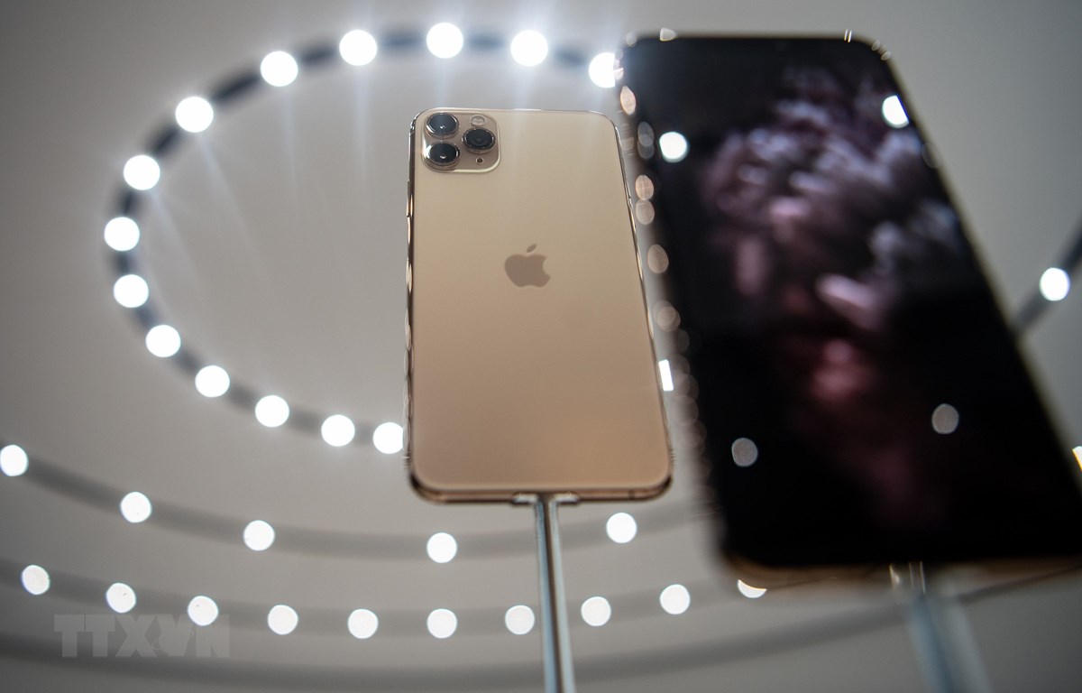 Mẫu điện thoại thông minh mới iPhone 11 Pro được giới thiệu trong buổi ra mắt tại trụ sở của tập đoàn Apple ở Cupertino, bang California (Mỹ) ngày 10/9. (Nguồn: AFP/TTXVN)